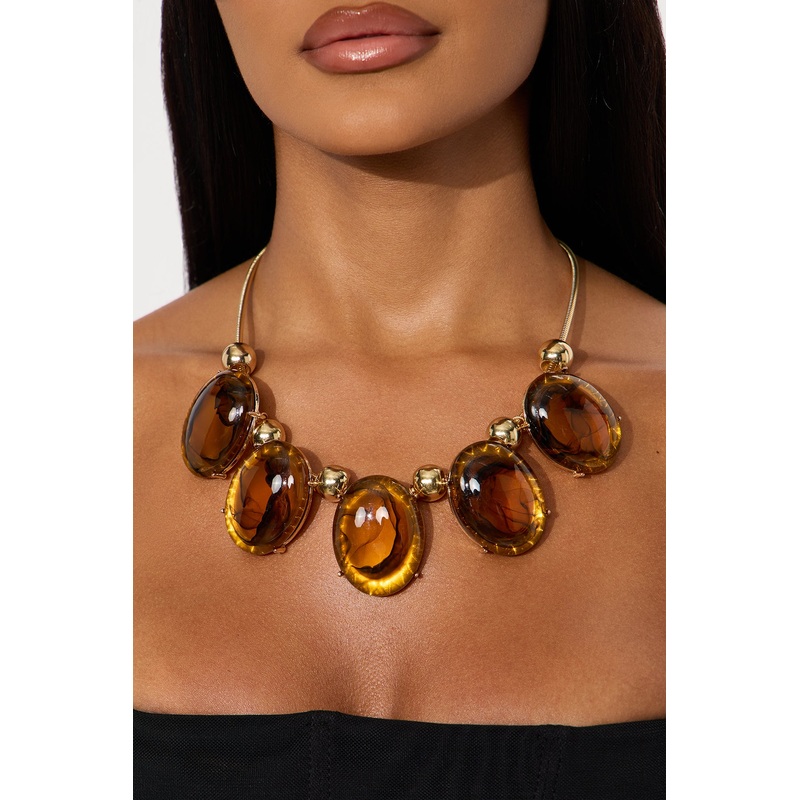Wild Catch Jeweled Necklace – Gold/Brown