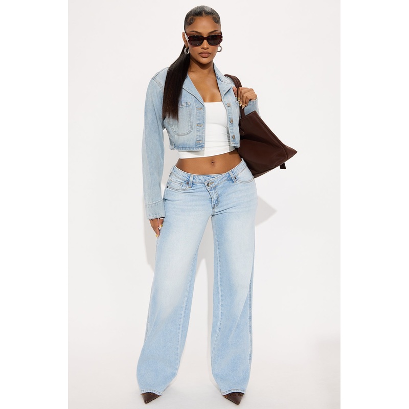 Eastside Low Rise Crossover Wide Leg Jean – Light Wash