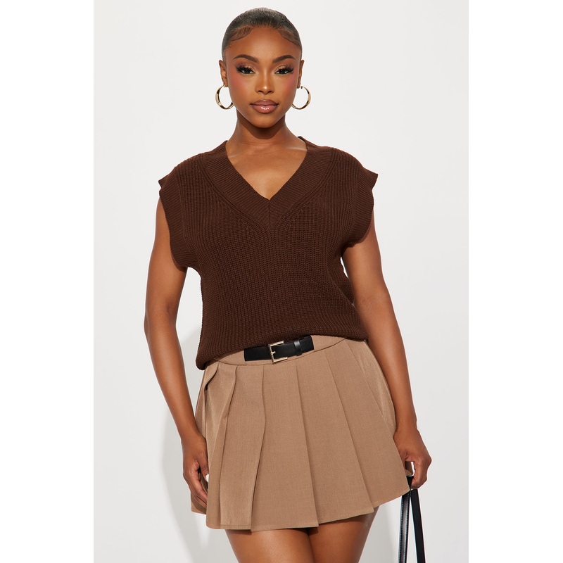 Gingerbread Sweater Vest – Brown