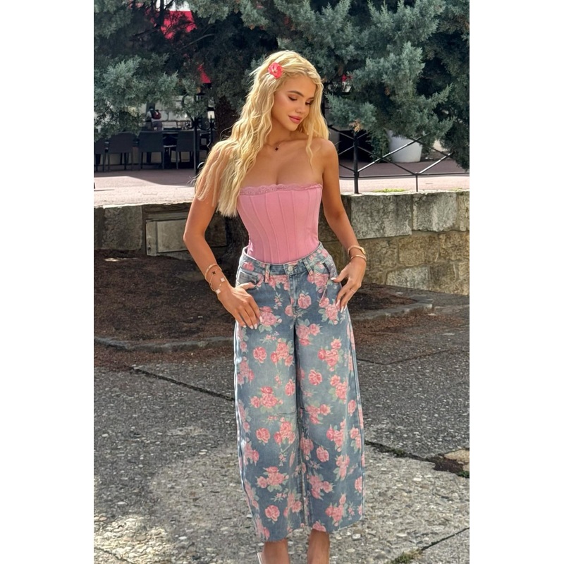 Let It Grow Barrel Leg Jean – Light Wash