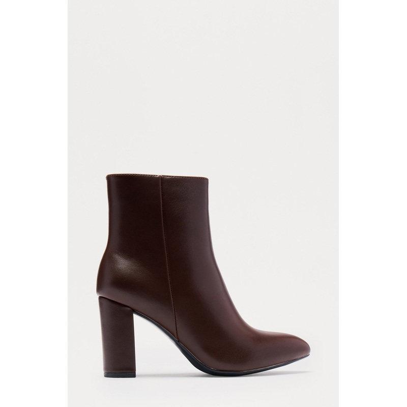 She’s A Keeper Ankle Booties – Brown