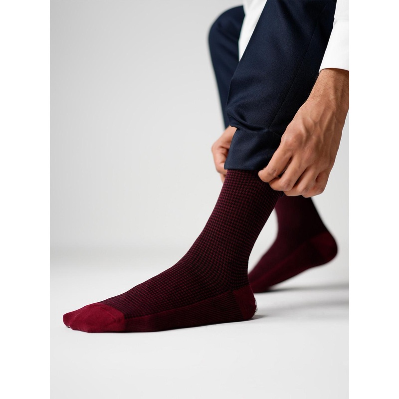 Theater Men Maroon Mercerized Cotton Formal Socks
