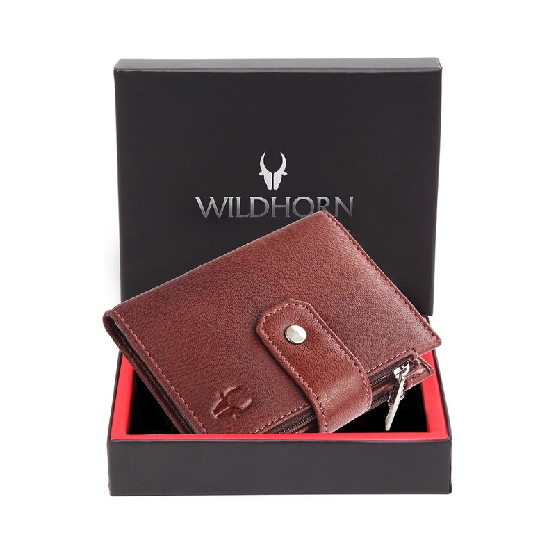 WildHorn Men Leather RFID Two Fold Wallet