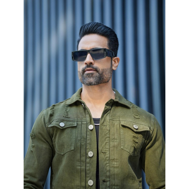 Voyage Unisex Black Lens & Green Wayfarer Sunglasses with UV Protected Lens