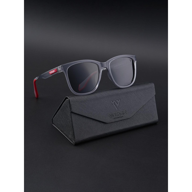 Voyage Unisex Wayfarer Sunglasses with Polarised and UV Protected Lens
