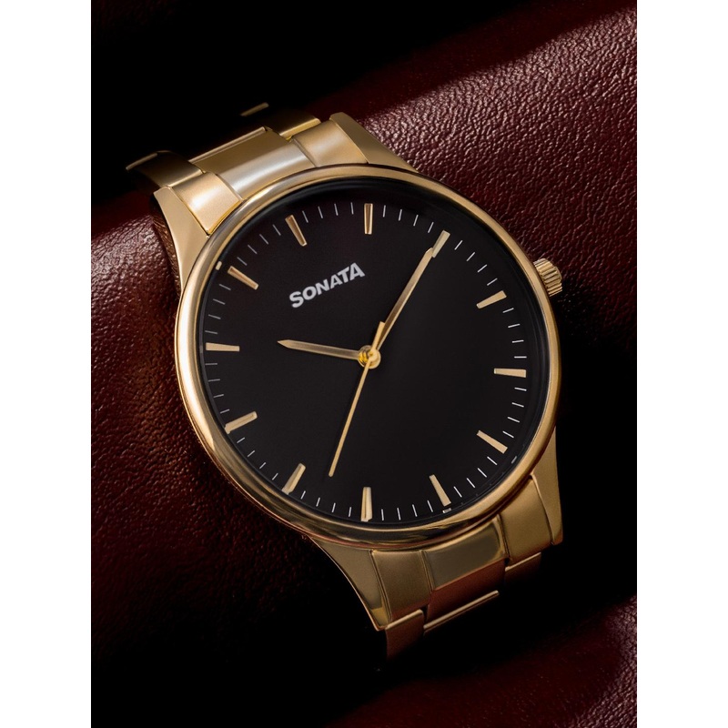 Sonata Men Dial & Stainless Steel Bracelet Style Straps Analogue Watch 77144YM03