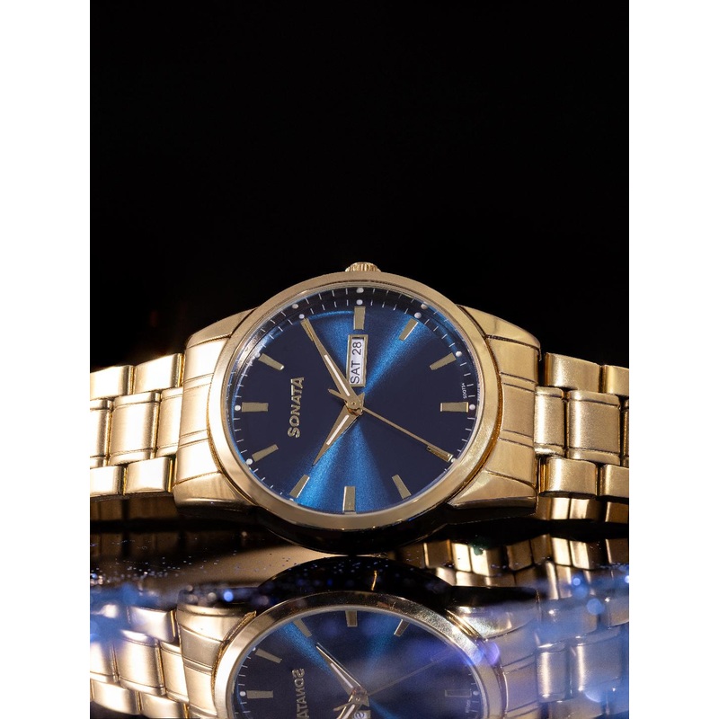 Sonata Men Dial & Stainless Steel Bracelet Style Straps Analogue Watch 77147YM01