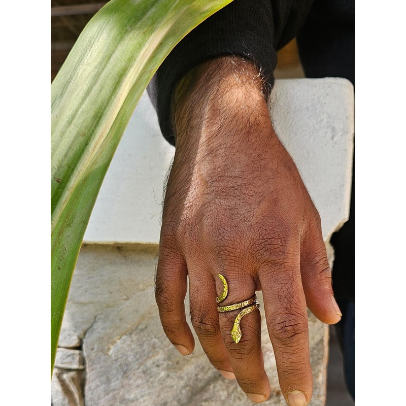 Soul Works Adjustable Shivohum Finger Ring