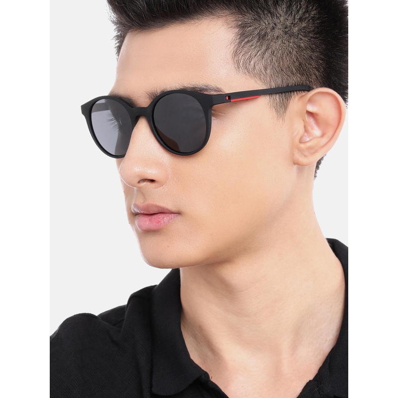 Carlton London Black with Red Toned and Blue Polarised Lens Round Sunglass