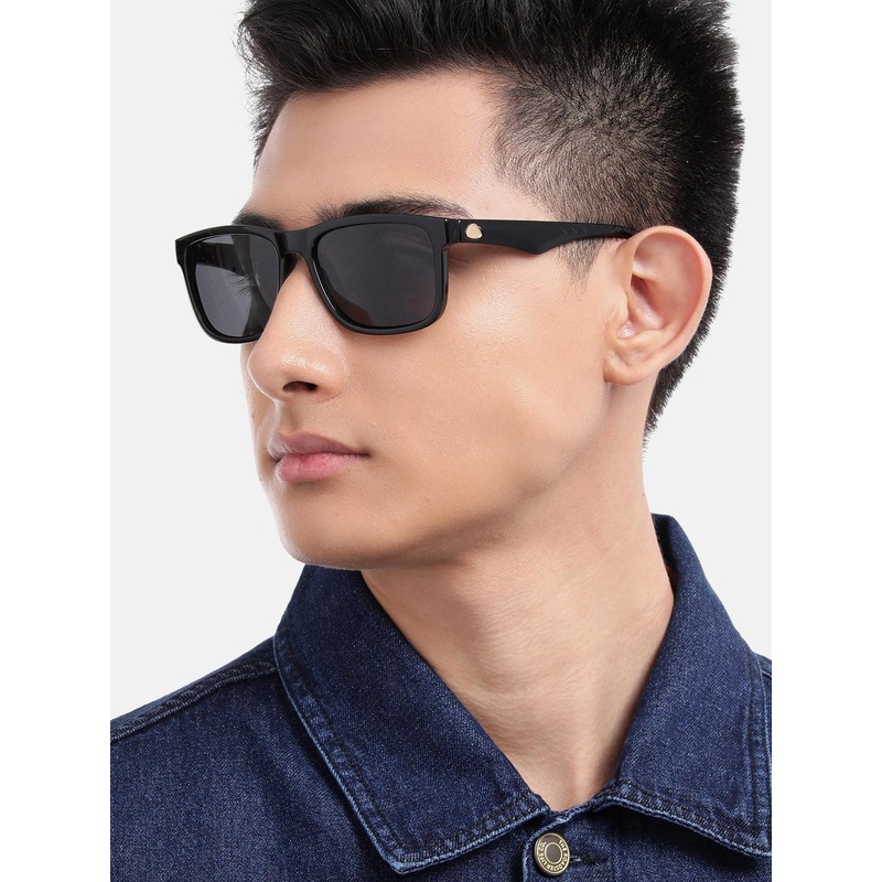 Carlton London Black and Gold Toned with Blue Polarised Wayfarer Sunglass