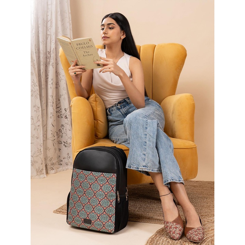 ZOUK Kolkata Nouveau Printed Backpack