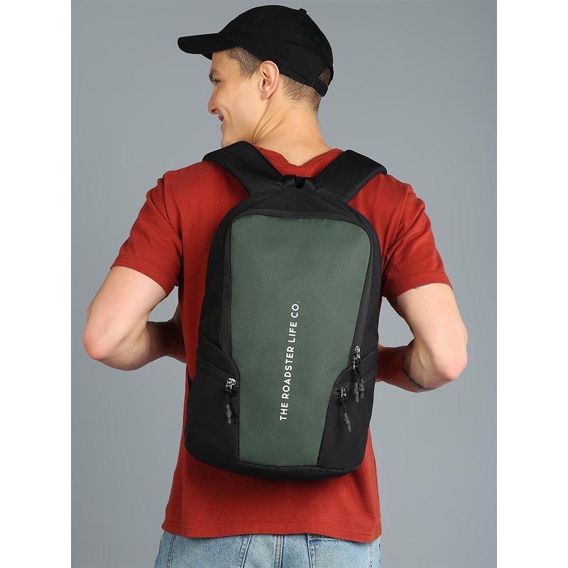 The Roadster Lifestyle Co. Unisex Textured Laptop Backpack 20 L