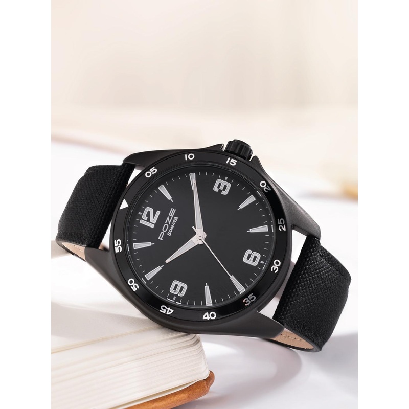 Sonata Poze Men Textured Dial & Leather Straps Analogue Watch SP70037NL01W