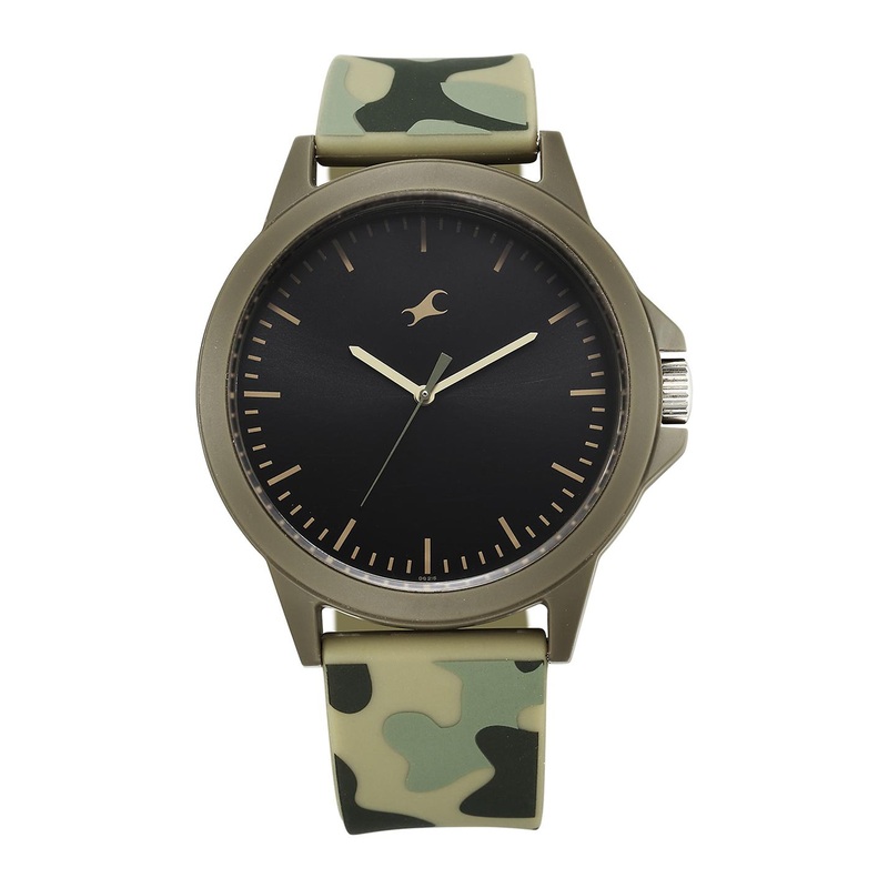 Fastrack Men Dial & Straps Analogue Watch 38024PP71W