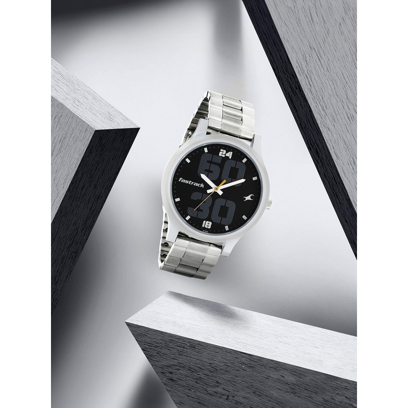 Fastrack Men Black Analogue Watch 38051SM07