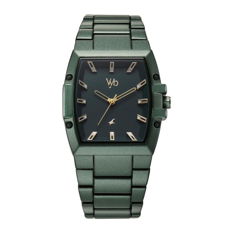 Fastrack Vyb Pioneer Men Dial & Bracelet Style Straps Analogue Watch FV30023QM02