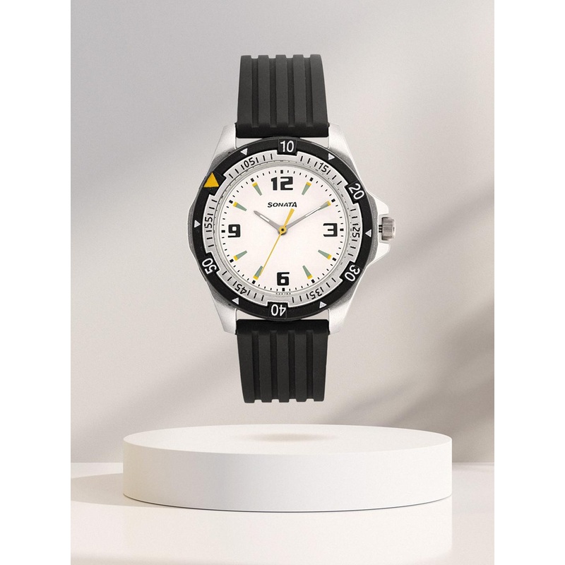 Sonata Men White Dial Analogue Watch ND7930PP01AJ