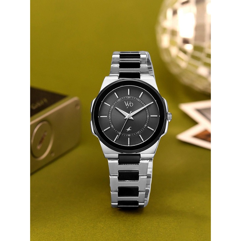 Fastrack Men Dial & Stainless Steel Straps Analogue Watch FV30032KM03