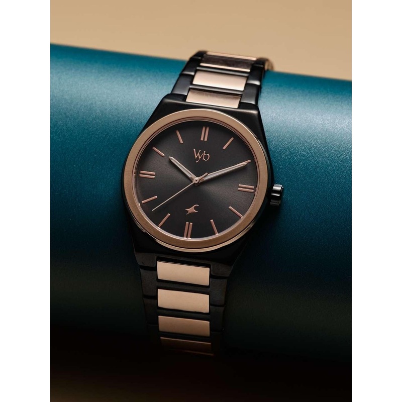 Fastrack Men Dial & Bracelet Style Straps Analogue Watch FV30010KM02W