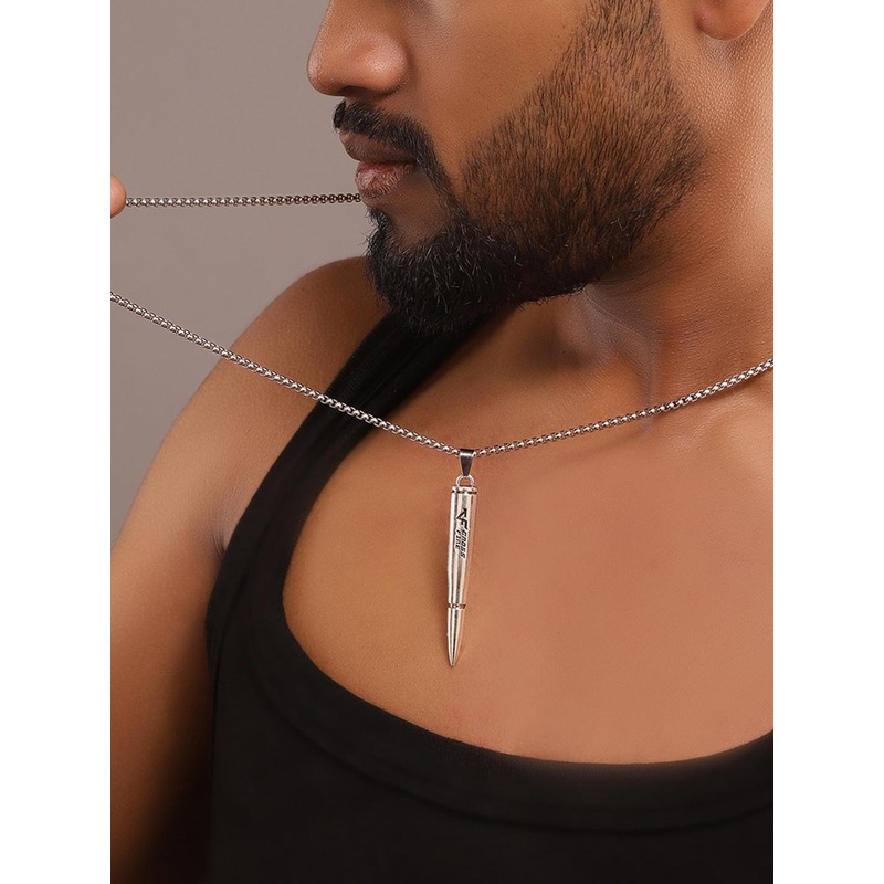 The Roadster Lifestyle Co. Men Contemporary Pendant with Chain