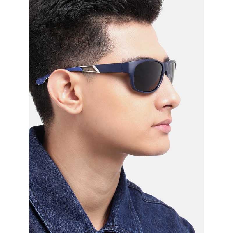 Carlton London Black with Blue Toned and Black Polarised Lens Sports Sunglass