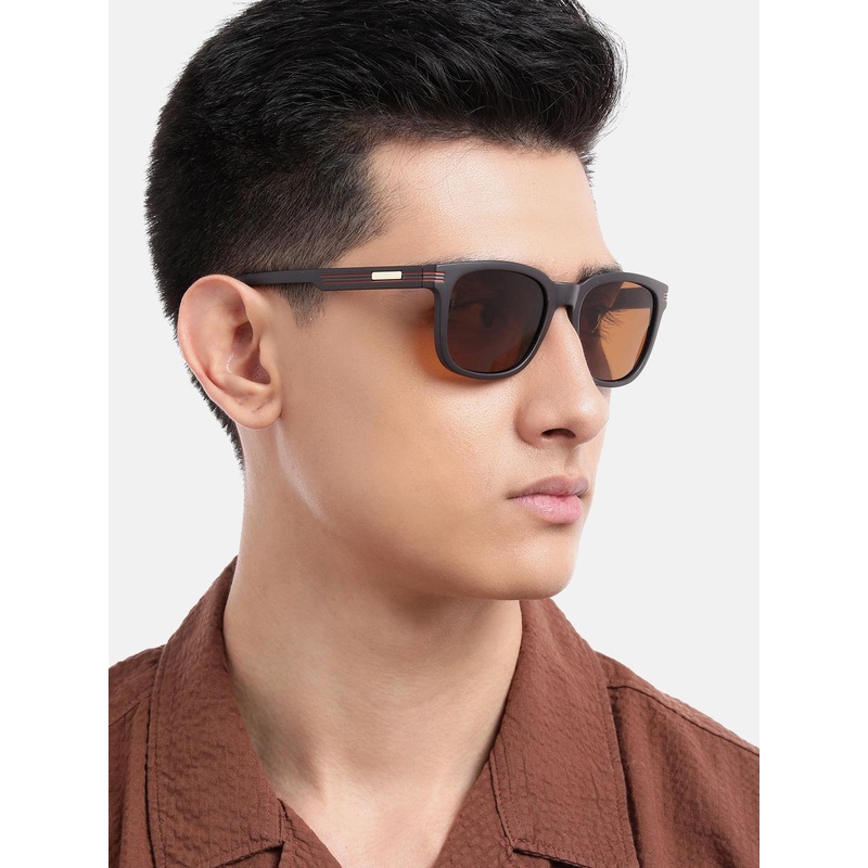 Carlton London Brown and Gold Toned with Brown Polarised Lens Wayfarer Sunglass
