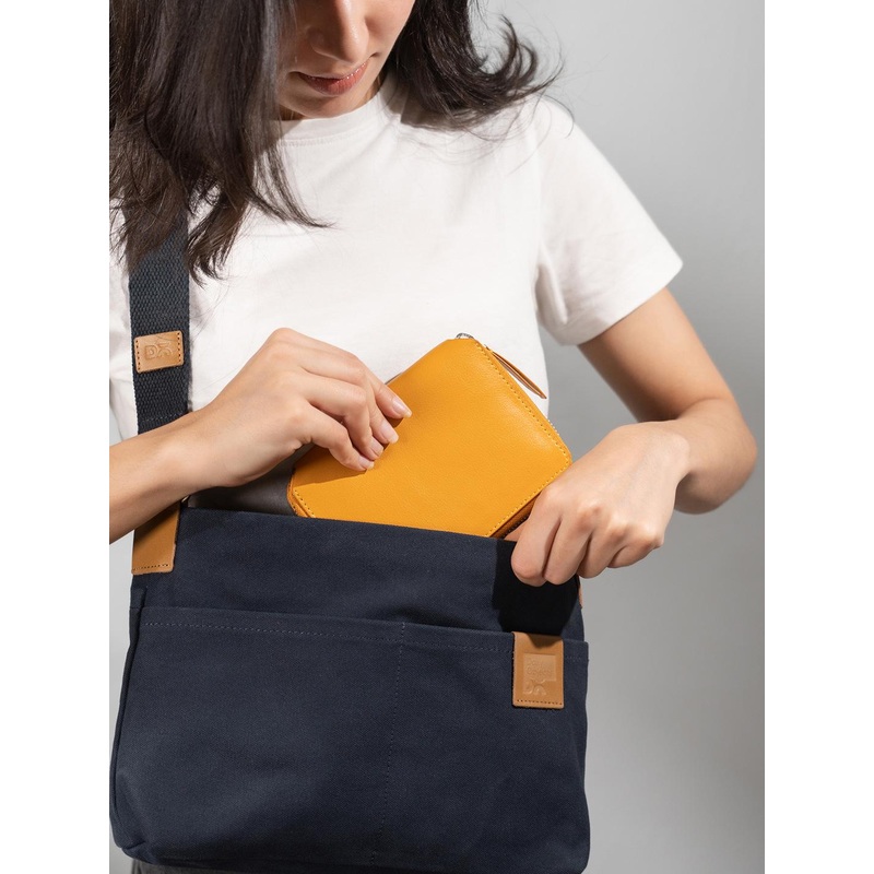 DailyObjects Unisex Zip Detail Leather Passport Holder Wallet