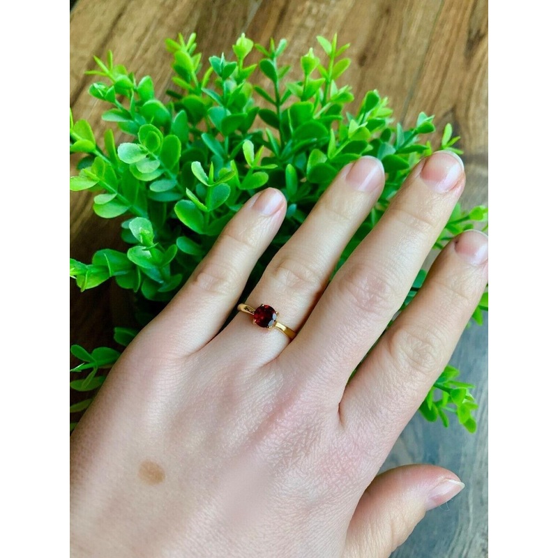 GenZcomplex Brass Garnet Finger Ring