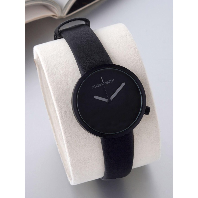 JOKER & WITCH Murdoc Men Dial & Leather Bracelet Style Straps Analogue Watch AMWW718_M