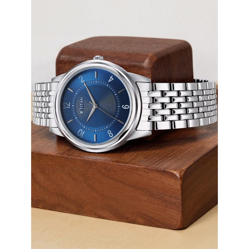 Titan Men Karishma Analogue Watch 1638SM02