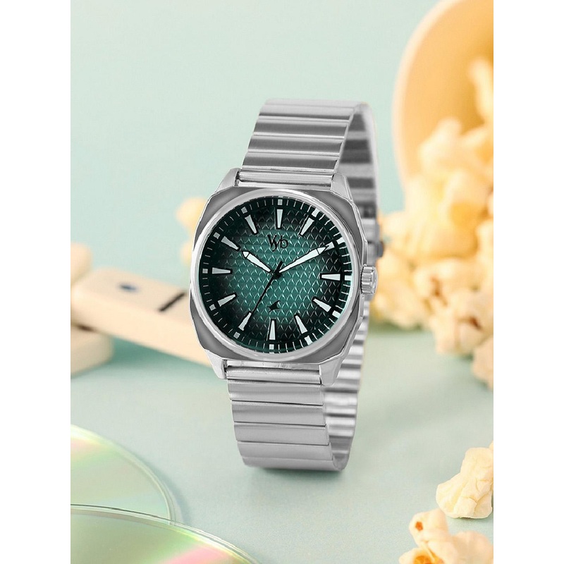 Fastrack Vyb 6.0 Men Dial & Stainless Steel Straps Cycling Analogue Watch FV30030SM01