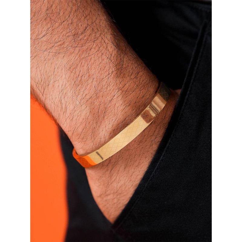SWASHAA Men Ian Stainless Steel Gold-Plated Kada Bracelet