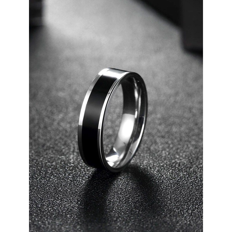 The Roadster Lifestyle Co Men Band Ring
