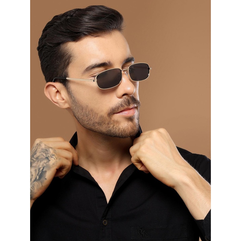 Voyage Unisex Rectangle Sunglasses with Polarised and UV Protected Lens 2272PMG5846