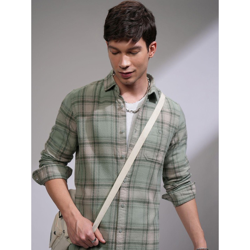 HIGHLANDER Men Textured Casual Checked Shirt