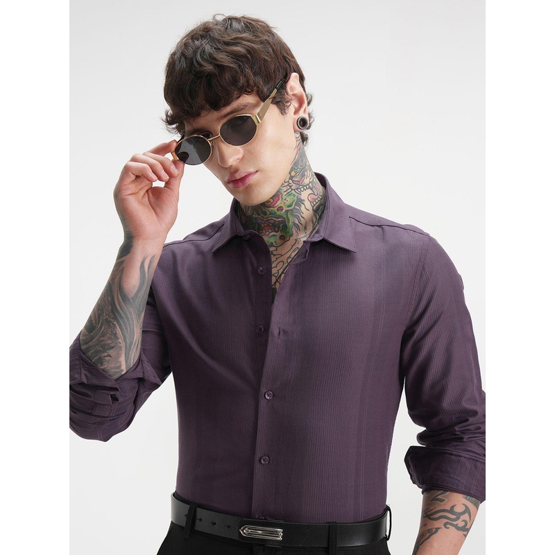 HIGHLANDER Men Slim Fit Vertical Striped Spread Collar Formal Shirt