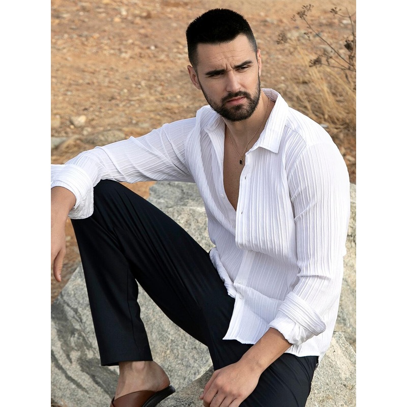 Campus Sutra Classic Striped Spread Collar Shirt