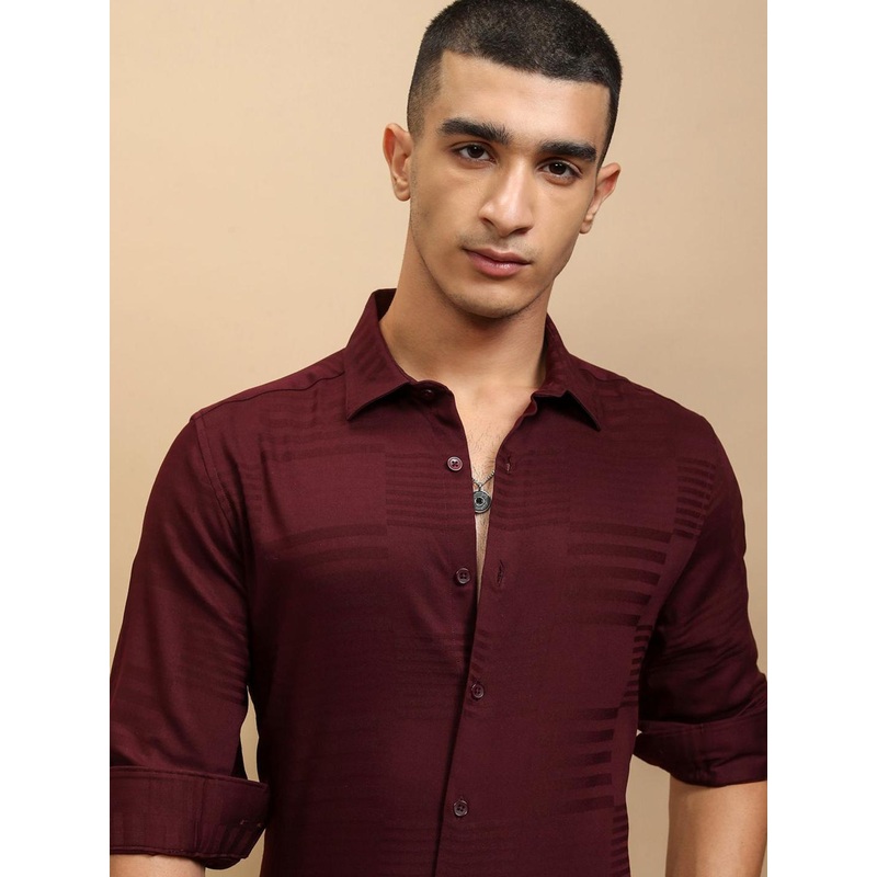 Highlander Men Dark Dobby Textured Solid Occation Slim Fit Shirt