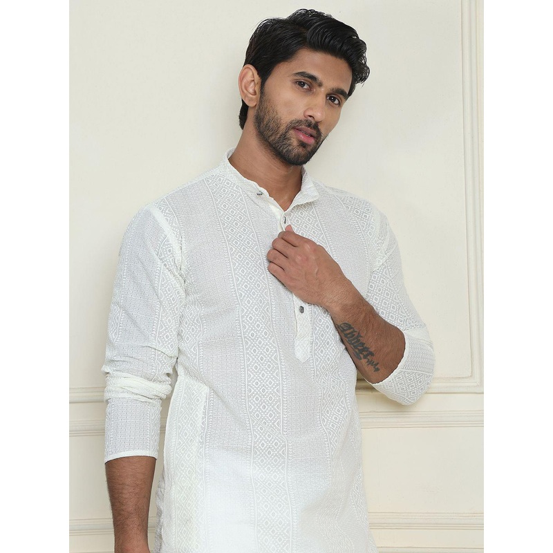 Anouk White Geometric Embroidered Chikankari Mandarin Collar Pure Cotton Straight Kurta