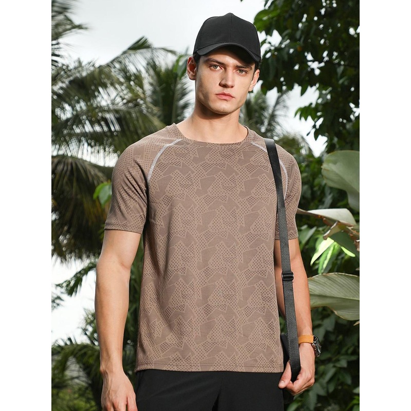Campus Sutra Men Abstract Printed Round Neck T-shirt