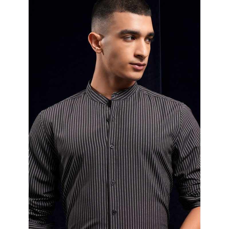 HIGHLANDER Men Popcorn Textured Printed Striped Mandarin Collar Shirt