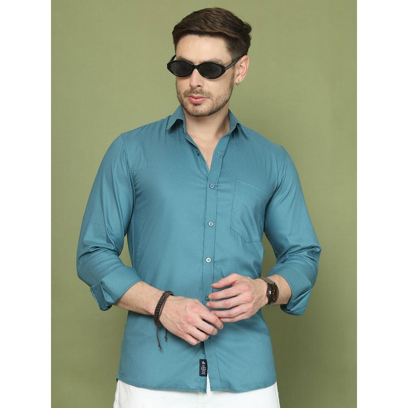 Roadster Classic Geometric Woven Design Spread Collar Pure Cotton Shirt