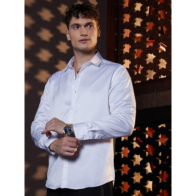 Campus Sutra Men Classic Fit Spread Collar Solid Satin Casual Shirt