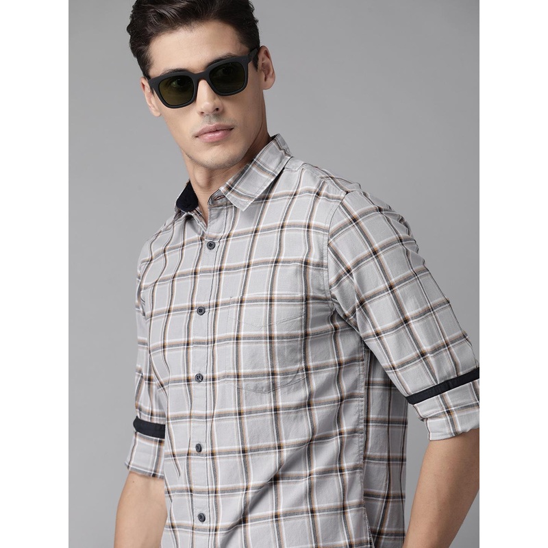 Roadster Men Grey & Navy Blue Pure Cotton Windowpane Checked Sustainable Casual Shirt