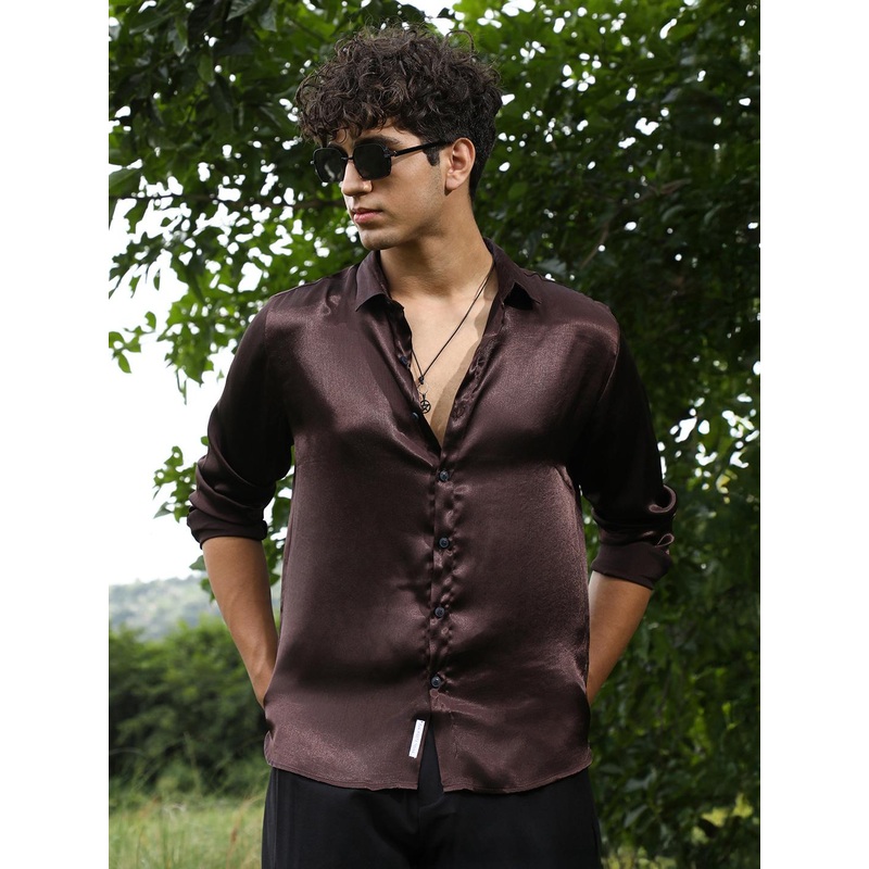 Campus Sutra Comfort Spread Collar Satin Casual Shirt