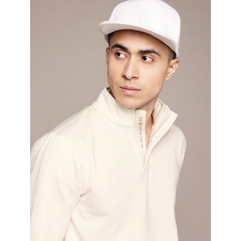 The Roadster Lifestyle Co. Men Sweatshirt