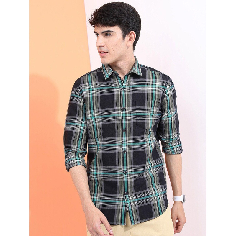 HIGHLANDER Men Black & Green Slim Fit Checked Casual Shirt