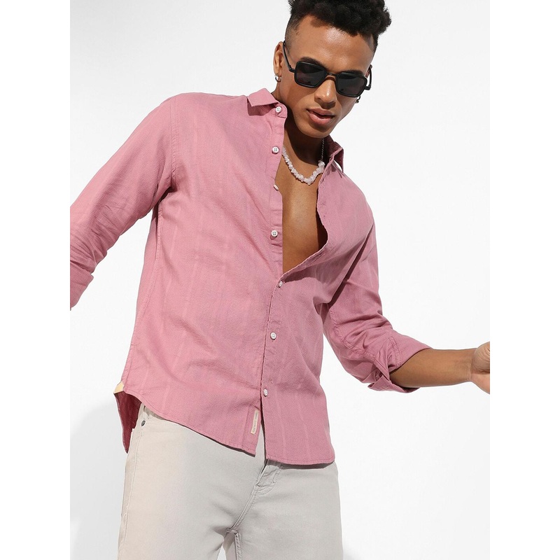 Campus Sutra Classic Textured Casual Shirt