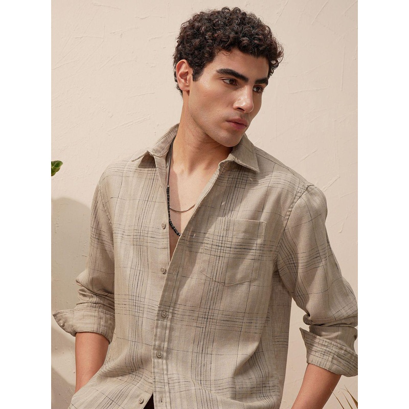 HIGHLANDER Checked Cutaway Collar Relaxed Fit Casual Shirt