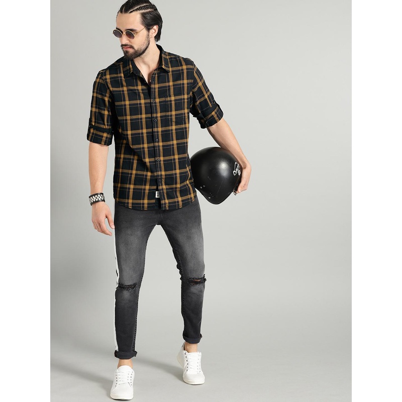 Roadster Men Black  Mustard Yellow Regular Fit Checked Sustainable Casual Shirt